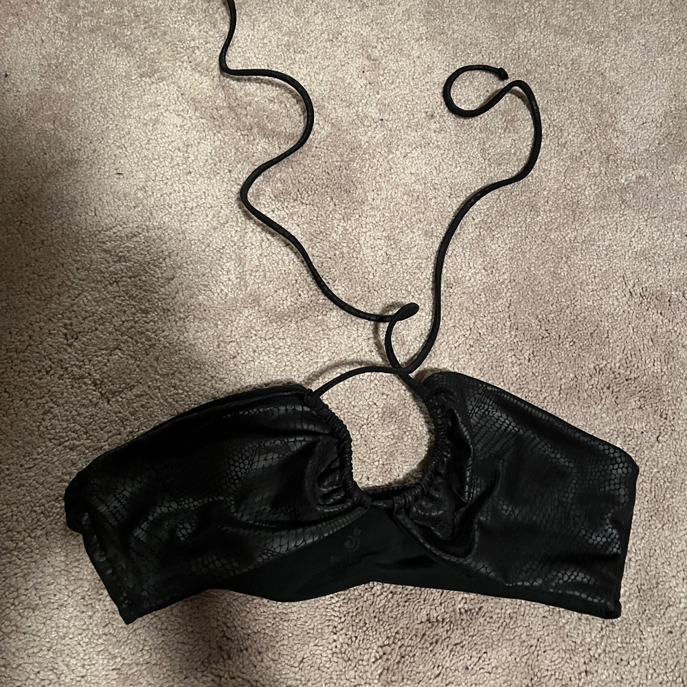 Onyx Wrap Around Top